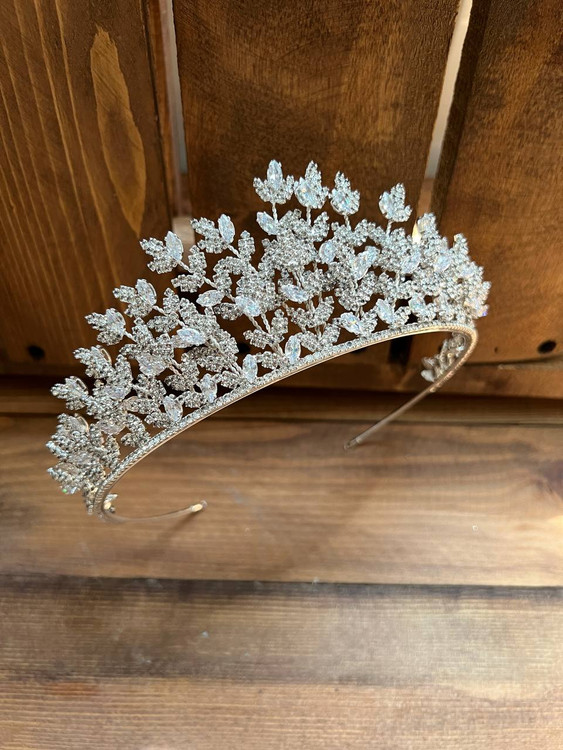 تاج سه بعدی